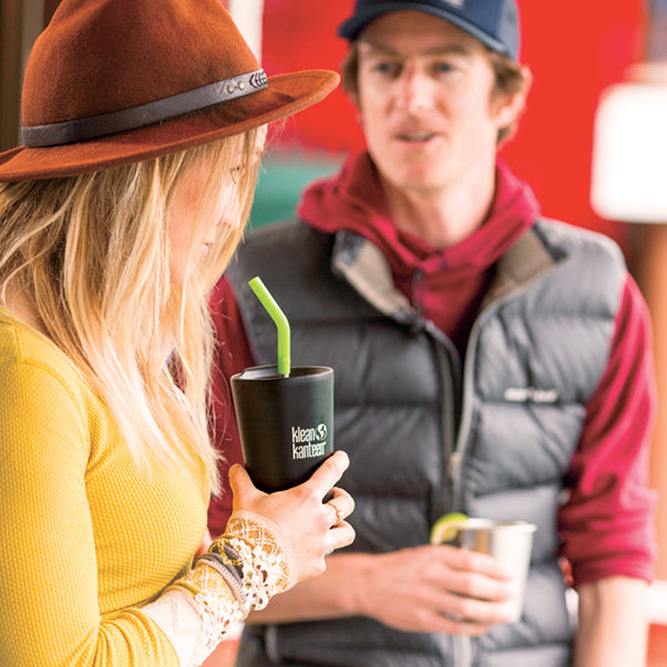 tumbler-straw-lid-with-straw-u4 K16VSSC-SB-guy-girl_style_9a499e23-5b7a-4a0d-b42e-d1b4b02627b2.jpg