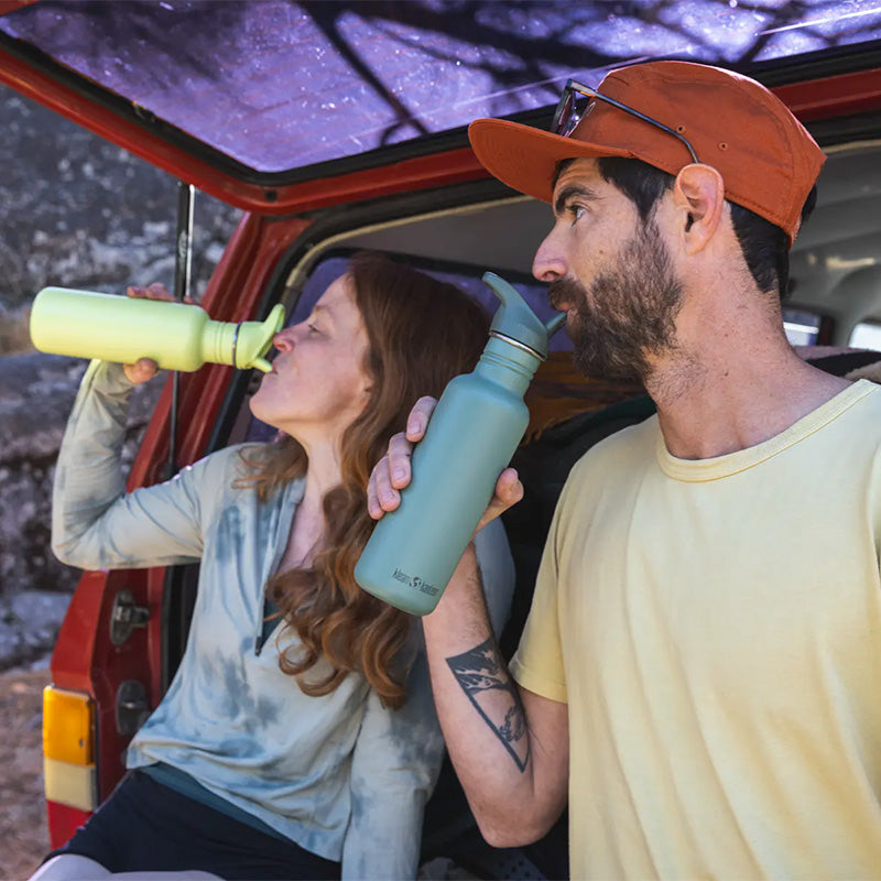 classic-flip-seal-sport-cap-z1 classic_27oz_flip_seal_couple_tailgate_tip-sip_square.jpg