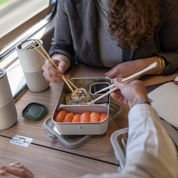 55oz-rise-food-box-big-meal-g1 rise_food_lunch_box_big_meal_tofu_sushi_share_square.jpg