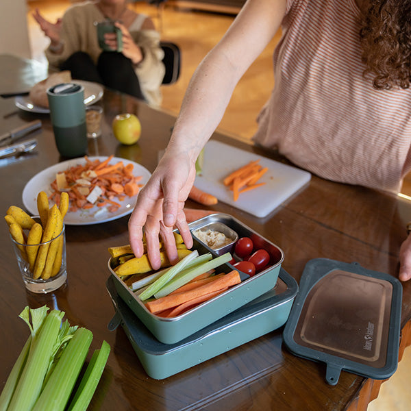 55oz-rise-food-box-big-meal-g1 rise_food_lunch_box_big_meal_veggie_dividers_square.jpg