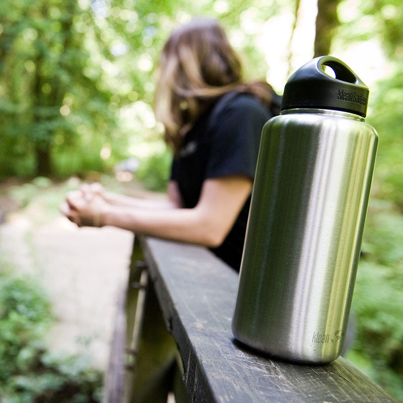 40oz-wide-with-loop-cap-g9 wide_40oz_bottle_bridge_closeup_square.jpg